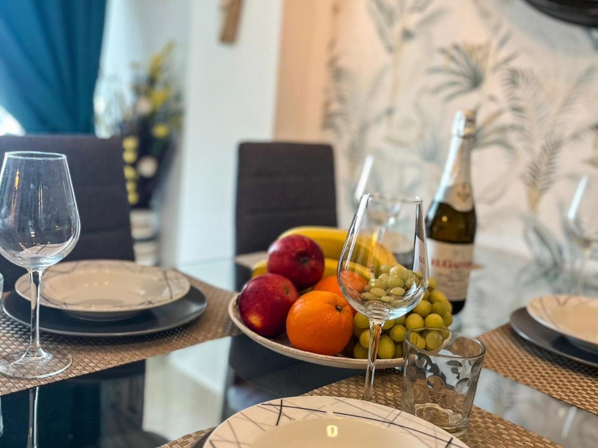 Luxory Dreamy Sunset, Seafront, Direct Access To The Promenade,Wifi,Pool,Free Parking Apartment Los Cristianos  Exterior photo