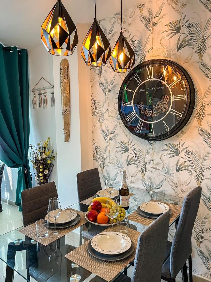 Luxory Dreamy Sunset, Seafront, Direct Access To The Promenade,Wifi,Pool,Free Parking Apartment Los Cristianos  Exterior photo