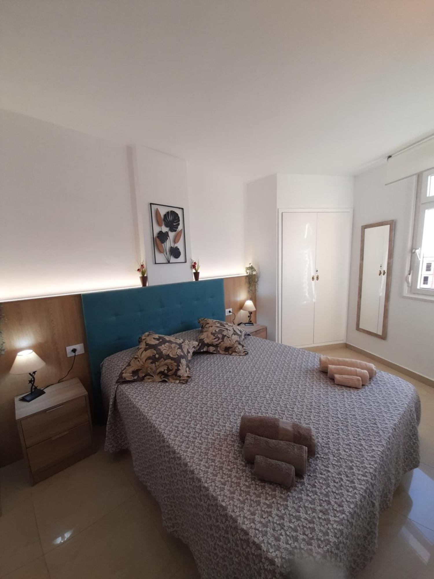 Luxory Dreamy Sunset, Seafront, Direct Access To The Promenade,Wifi,Pool,Free Parking Apartment Los Cristianos  Room photo
