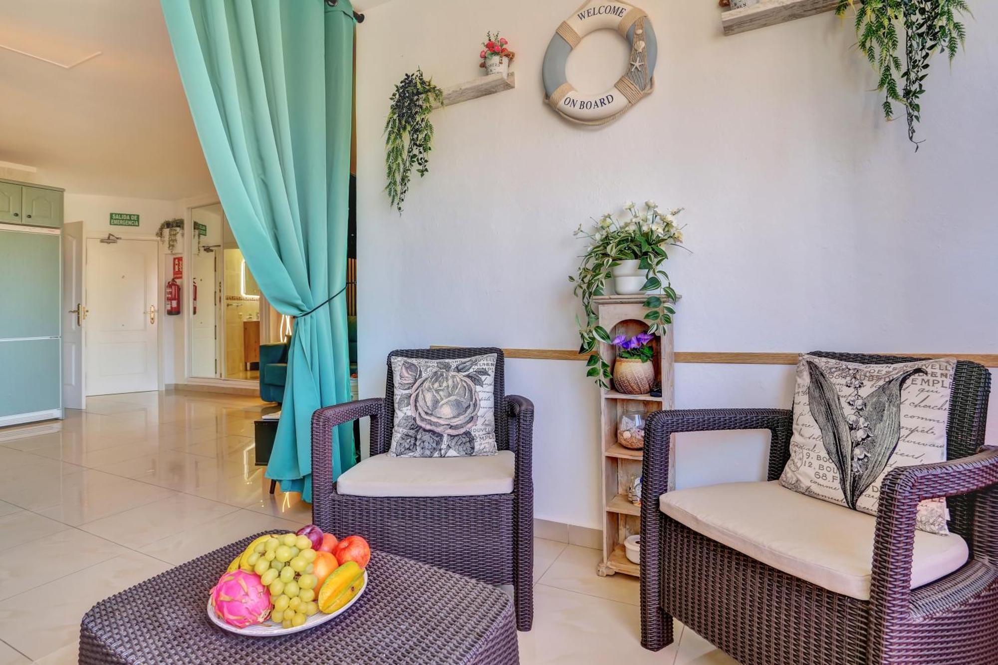 Luxory Dreamy Sunset, Seafront, Direct Access To The Promenade,Wifi,Pool,Free Parking Apartment Los Cristianos  Exterior photo